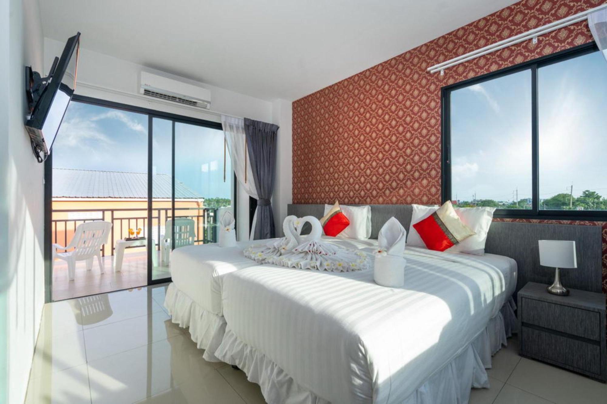 The Thames Pool Access Resort & Villa - Sha Extra Plus Chalong Bagian luar foto